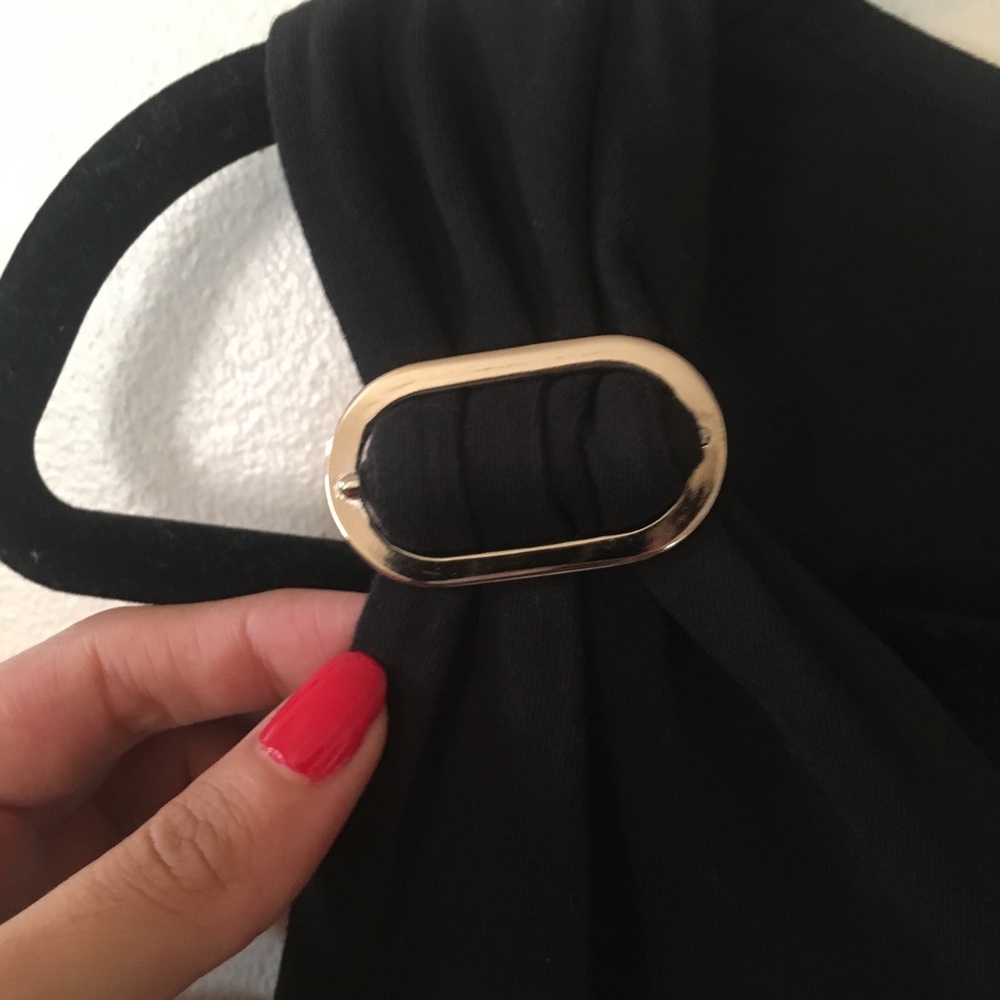 Top - Picture 2 of 3